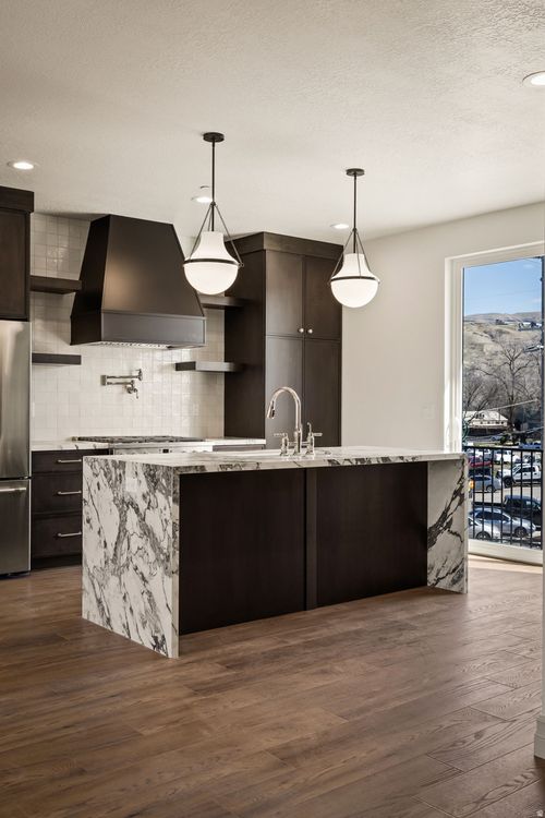 303-443 W 400 N, Salt Lake City, UT, 84103 | Card Image