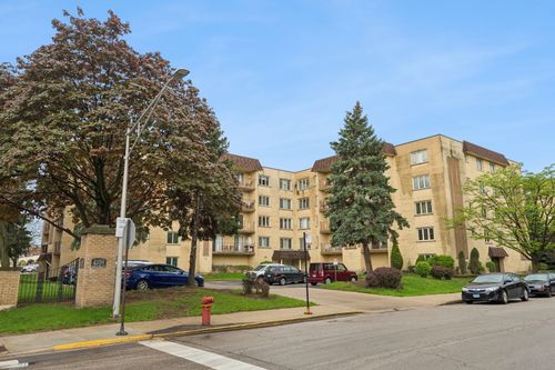 511-4106 N Narragansett Ave, Chicago, IL, 60634-5407 | Card Image