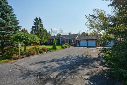 17572 Island Rd, Martintown, ON, K0C1S0 | Card Image