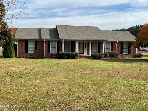 706 Walking Stick Trl, Clinton, NC, 28328-2147 | Card Image