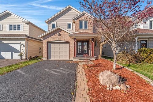 664 Brandenburg Blvd, Waterloo, ON, N2T2V4 | Card Image