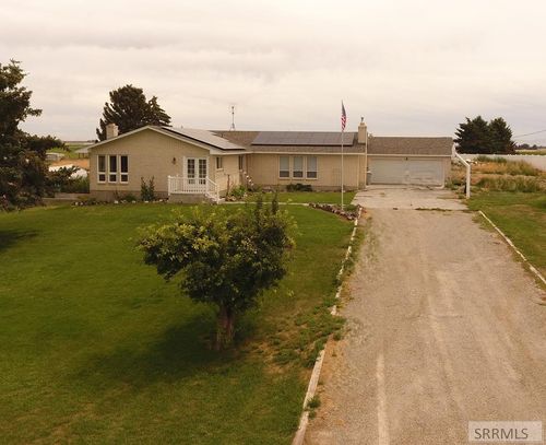 277 N 1100 W, Blackfoot, ID, 83221-5166 | Card Image