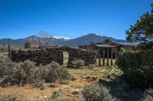 31 Reynolds Rd, El Prado, NM, 87529-5008 | Card Image