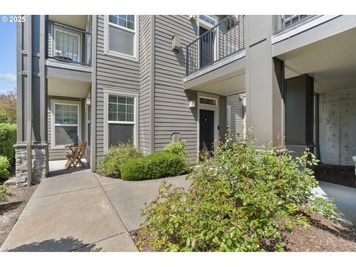 595 Springtree Ln, West Linn, OR, 97068-5174 | Card Image