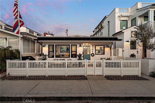 210 Collins Ave, Newport Beach, CA, 92662-1107 | Card Image