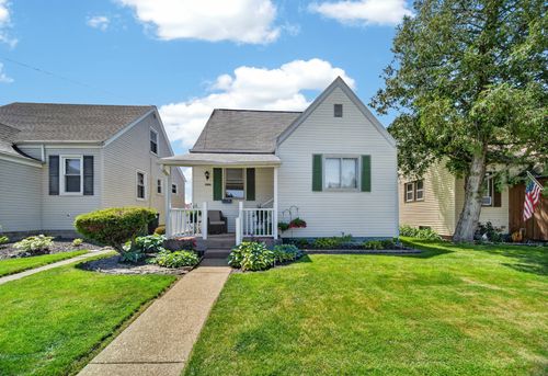 2306 Bird Dr, Erie, PA, 16510-1540 | Card Image