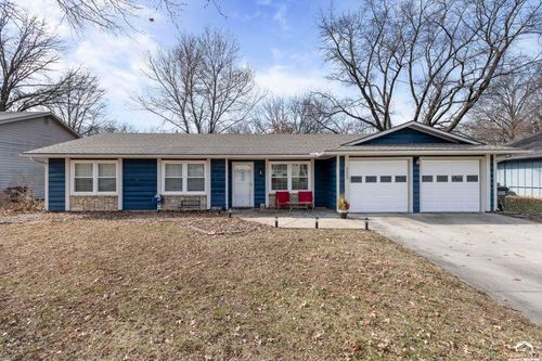 2005 Atchison Avenue, Lawrence, KS, 66047 | Card Image
