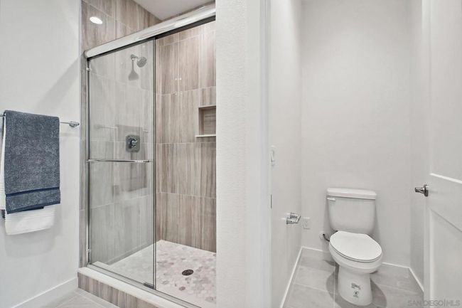 2581 Broom Ln, Townhouse with 4 bedrooms, 4 bathrooms and 2 parking in Carlsbad CA | Image 18