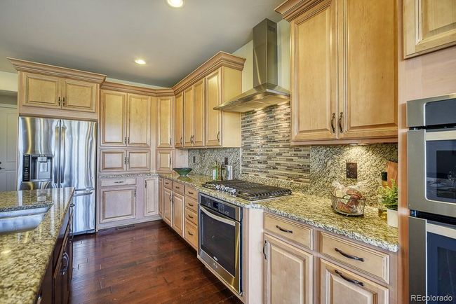 17777 W 87 Th Ave, House other with 5 bedrooms, 5 bathrooms and 3 parking in Arvada CO | Image 11