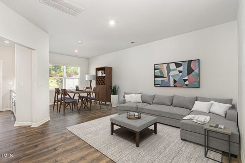 1230 Adrian Ct, Mebane, NC, 27302-0686 | Card Image