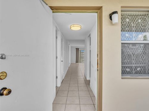 405-4700 Washington St, Hollywood, FL, 33021-7689 | Card Image