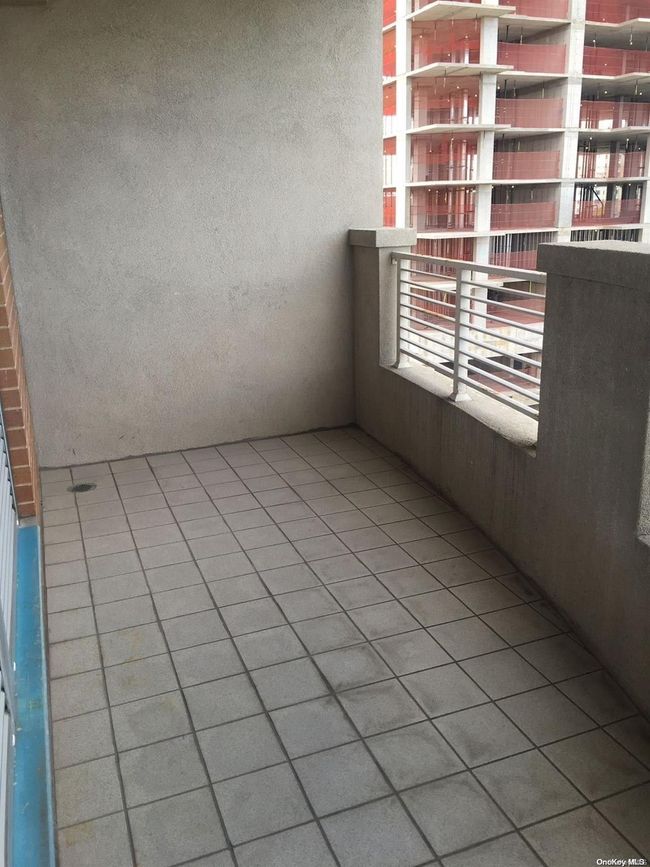 APT-7A - 37-20 Prince St, Condo with 2 bedrooms, 1 bathrooms and null parking in Flushing NY | Image 6