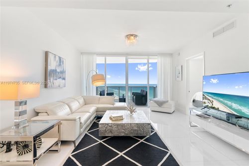 apt-1804-18201 Collins Ave, Sunny Isles Beach, FL, 33160-5132 | Card Image