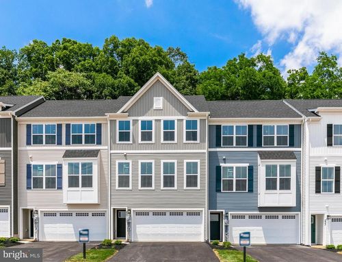 237 Summerfield Dr, HANOVER, PA, 17331 | Card Image