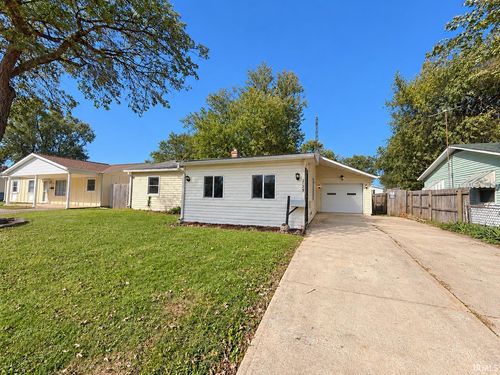 2128 N Fairfield Drive, Marion, IN, 46953 | Card Image
