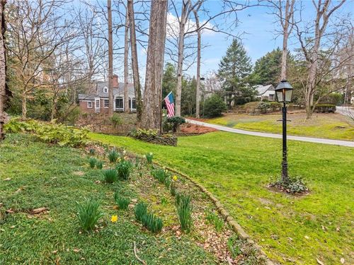 332 Brentwood Dr Ne, Atlanta, GA, 30305-3203 | Card Image