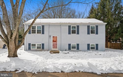 30 Julie Ln, Newark, DE, 19711-2671 | Card Image
