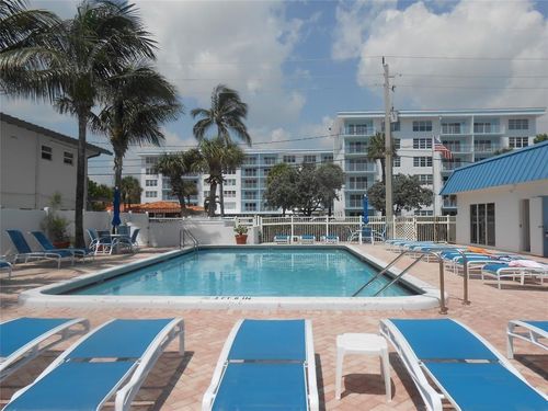 210-4540 N Ocean Dr, Lauderdale By The Sea, FL, 33308-3670 | Card Image