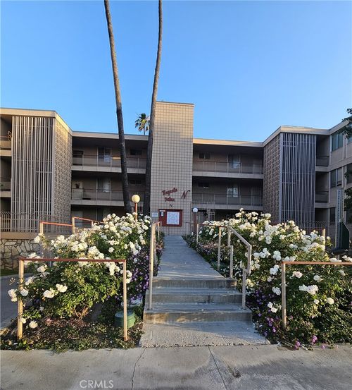 n141-6979 Palm Ct, Riverside, CA, 92506-6823 | Card Image