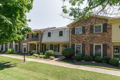 a4-8207 Sawyer Brown Rd, Nashville, TN, 37221-8504 | Card Image