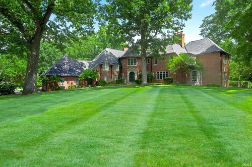 1130 Donmoyer Avenue, South Bend, IN, 46614 | Card Image