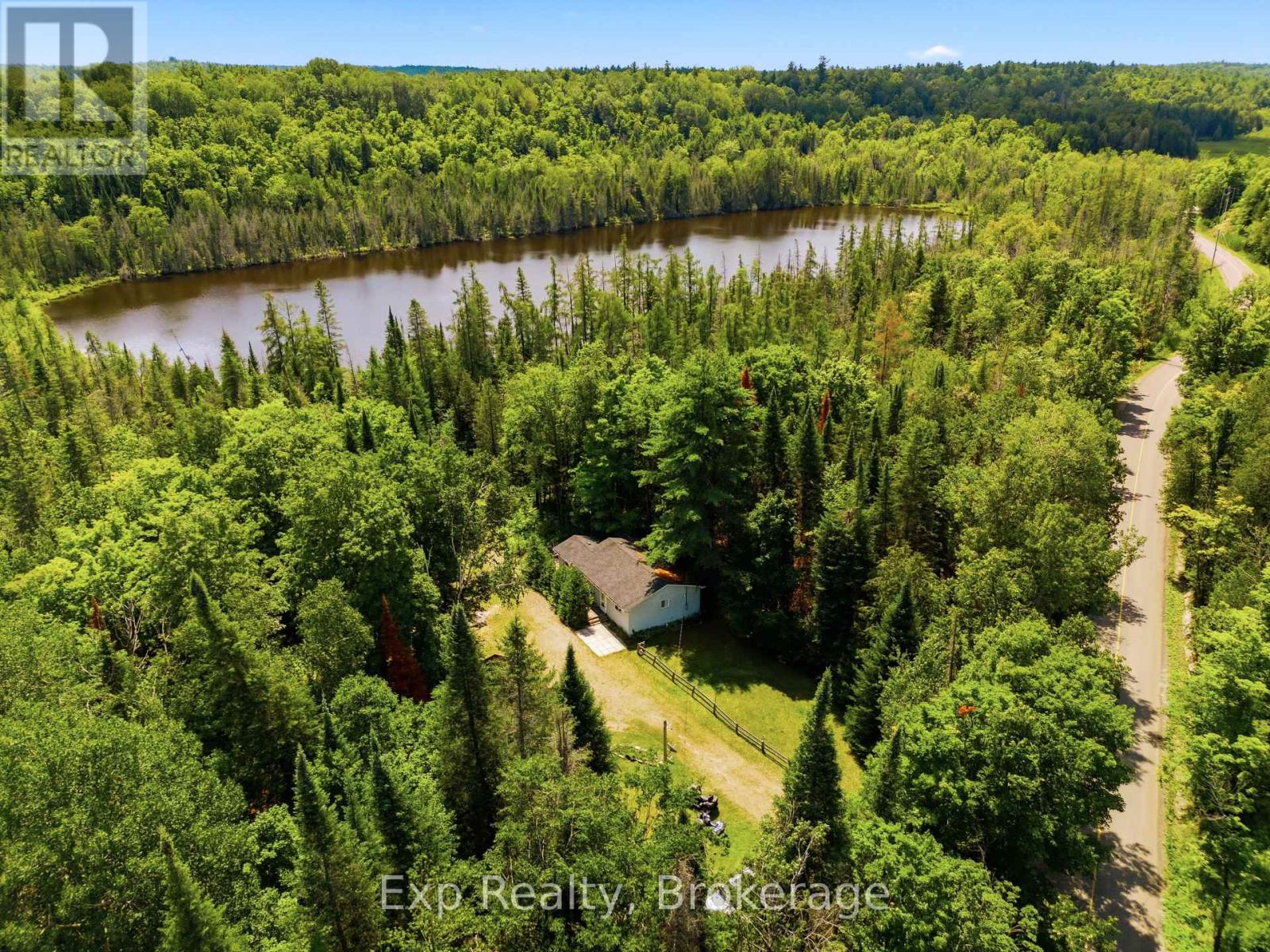 Residential in Frontenac (Frontenac Centre)