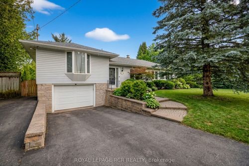 11 Hilltop Dr, Caledon East, ON, L7C1K7 | Card Image