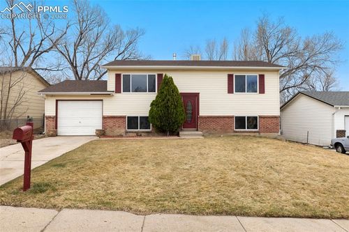 3465 Bridgewood Ln, Colorado Springs, CO, 80910-1605 | Card Image
