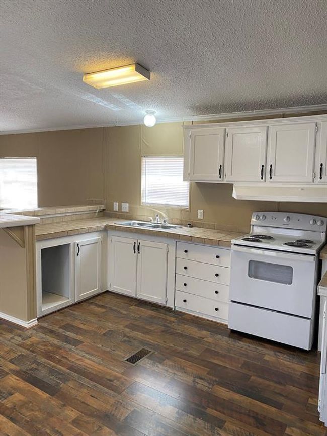 14 6000 Spring Creek Road, Sold in Malakoff Zoocasa