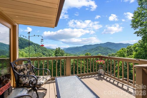 60 Little Creek Dr, Canton, NC, 28716-5633 | Card Image