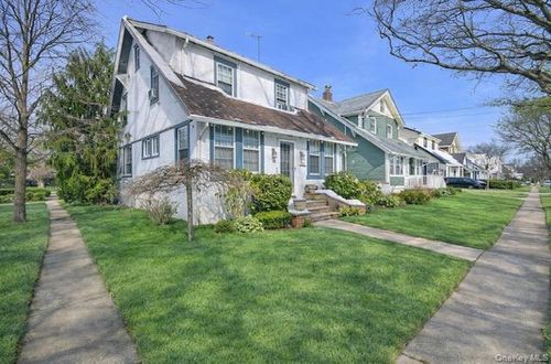 219 Floral Blvd, Floral Park, NY, 11001-2441 | Card Image