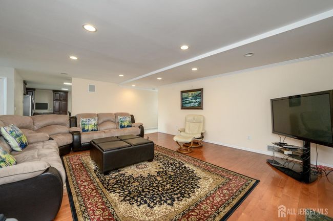 751 S Middlesex Ave, House other with 5 bedrooms, 6 bathrooms and null parking in Colonia NJ | Image 18