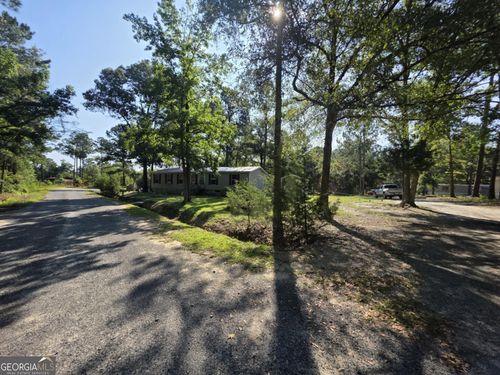 2940 Iris Lowery Loop, Cadwell, GA, 31009-3290 | Card Image