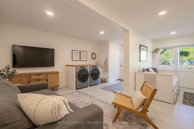 71365 Branch 2 Rd N, House other with 3 bedrooms, 2 bathrooms and 10 parking in Dashwood ON | Image 30