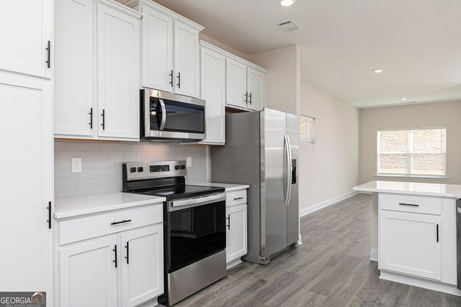 677 Cantrell Dr, House other with 3 bedrooms, 2 bathrooms and null parking in Dallas GA | Image 6