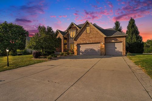 10739 Erie Dr, Crown Point, IN, 46307 | Card Image