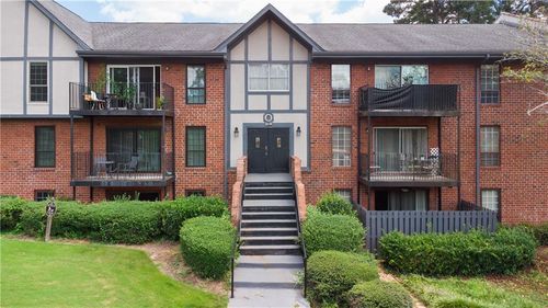 apt-o28-6851 Roswell Rd, Atlanta, GA, 30328-2426 | Card Image