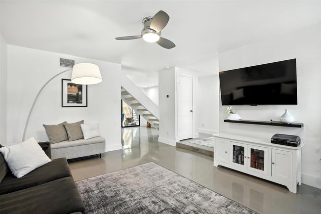 APT-3203 - 2204 W Park Blvd, Condo with 2 bedrooms, 3 bathrooms and null parking in Plano TX | Image 10