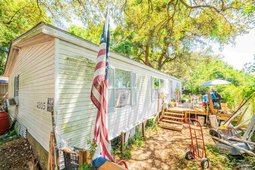 2305 Interlaken St, Pensacola, FL, 32502-5017 | Card Image