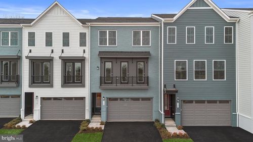 tahoe-24-f2-1 Cardinal Crossing, Manassas, VA, 20110 | Card Image