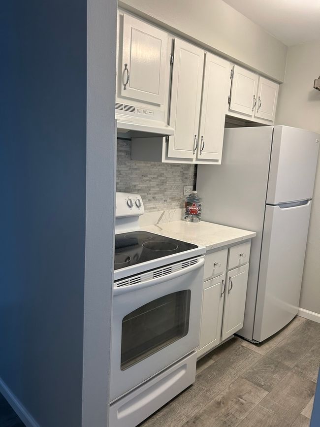 Kitchen | Image 13