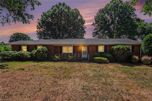 378 Jones Rd, Asheboro, NC, 27205-2831 | Card Image
