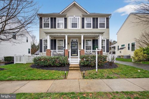 9876 Airedale Ct, BRISTOW, VA, 20136-2500 | Card Image