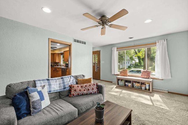 425 3 Rd St, House other with 4 bedrooms, 2 bathrooms and null parking in Stevens Point WI | Image 8