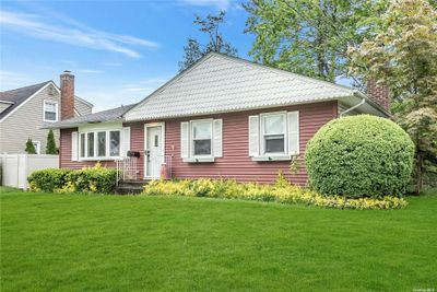 13 Ross Lane, House other with 3 bedrooms, 2 bathrooms and null parking in East Norwich NY | Image 3