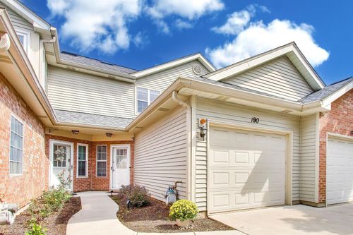 190 Golfview Dr, GLENDALE HEIGHTS, IL, 60139-3672 | Card Image