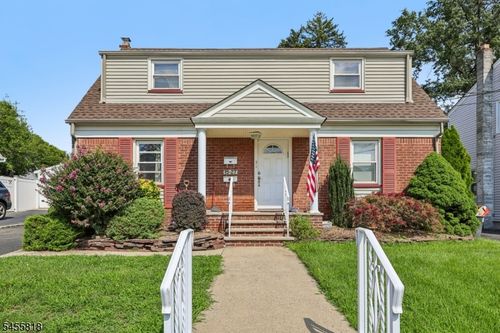 15 Parmelee Ave, Hawthorne, NJ, 07506-2910 | Card Image