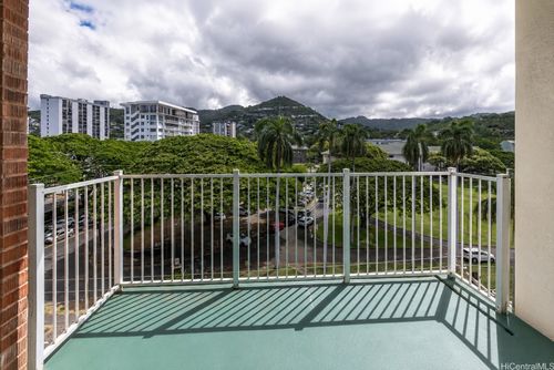 704-1535 Punahou St, Honolulu, HI, 96822-4674 | Card Image