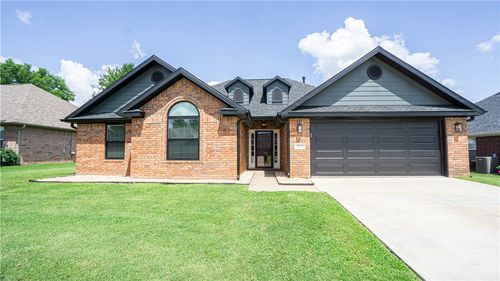 404 Ne Whitney St, Bentonville, AR, 72712-5167 | Card Image