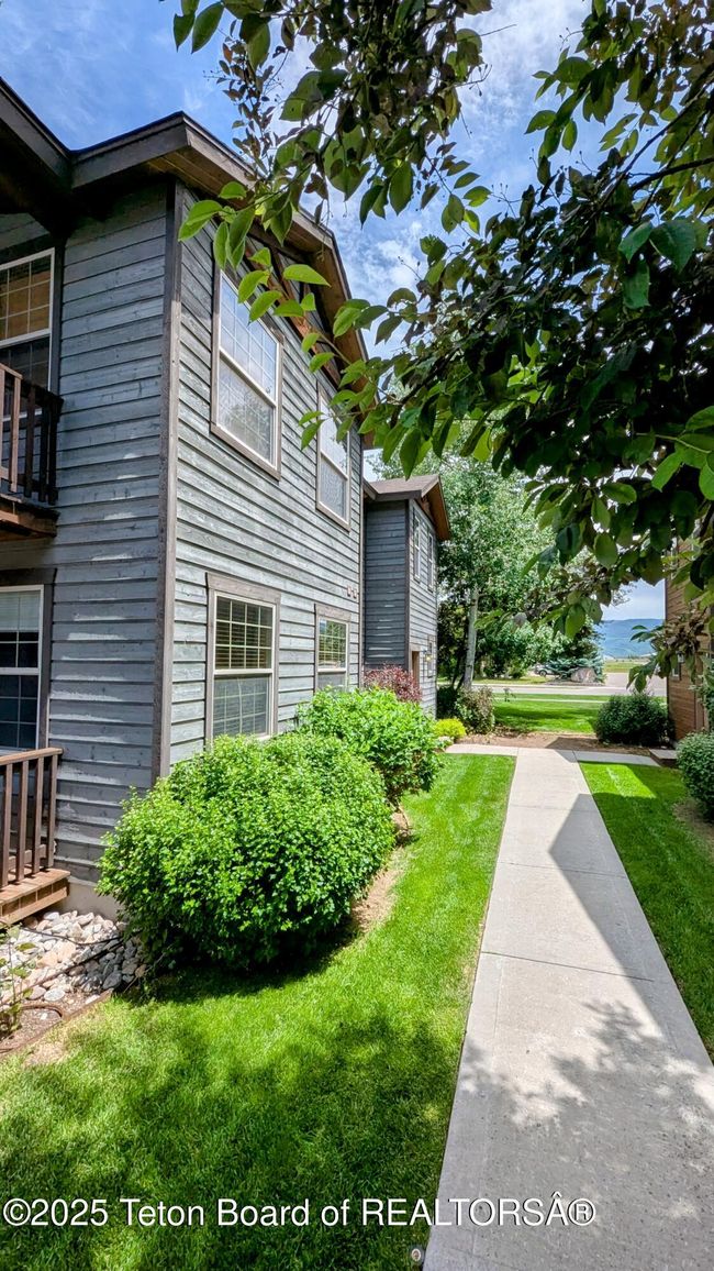 UNIT-19 - 715 Moraine Ct, Condo with 3 bedrooms, 2 bathrooms and null parking in Driggs ID | Image 76